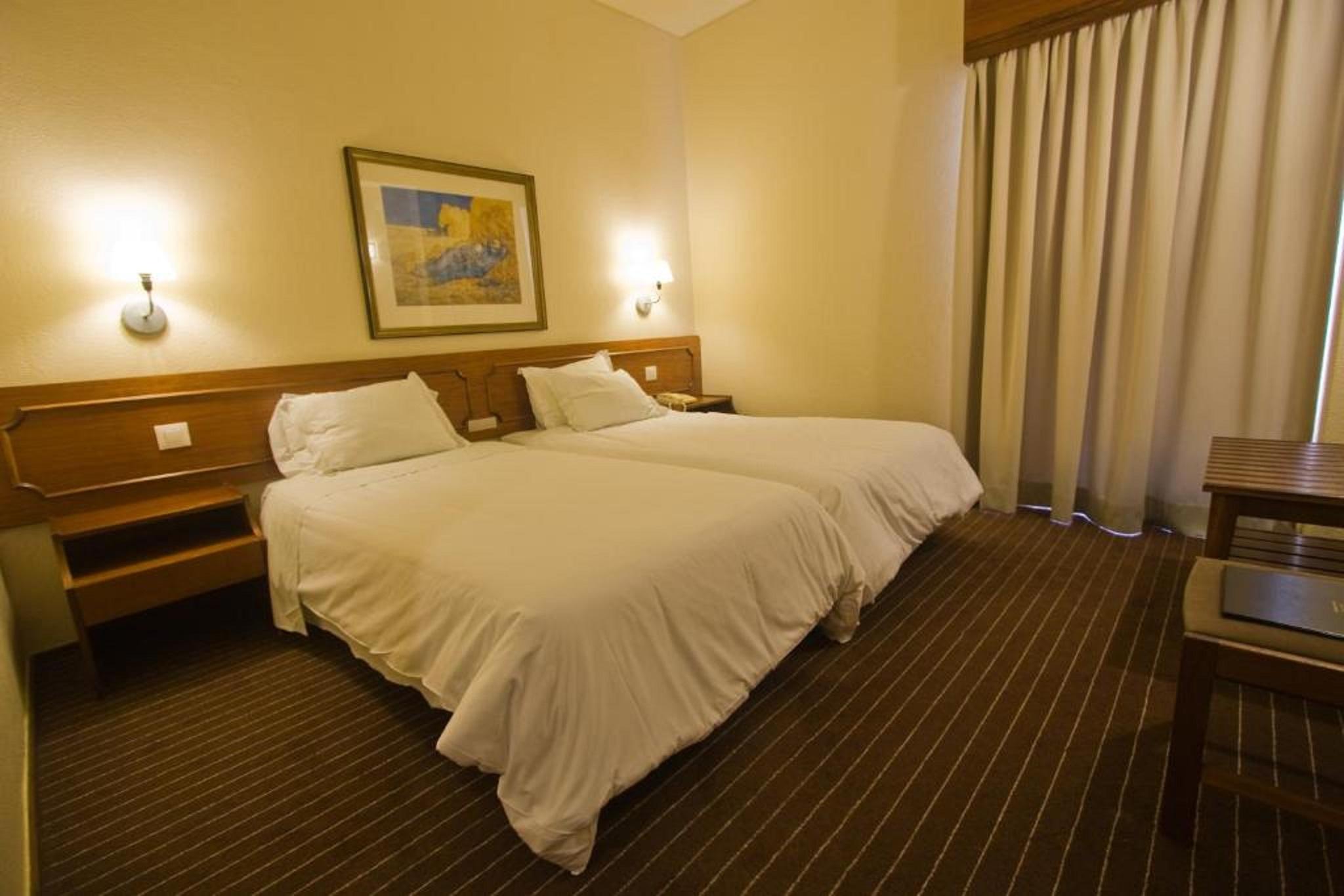 Hotel Girassol - Suite Hotel فونشال المظهر الخارجي الصورة