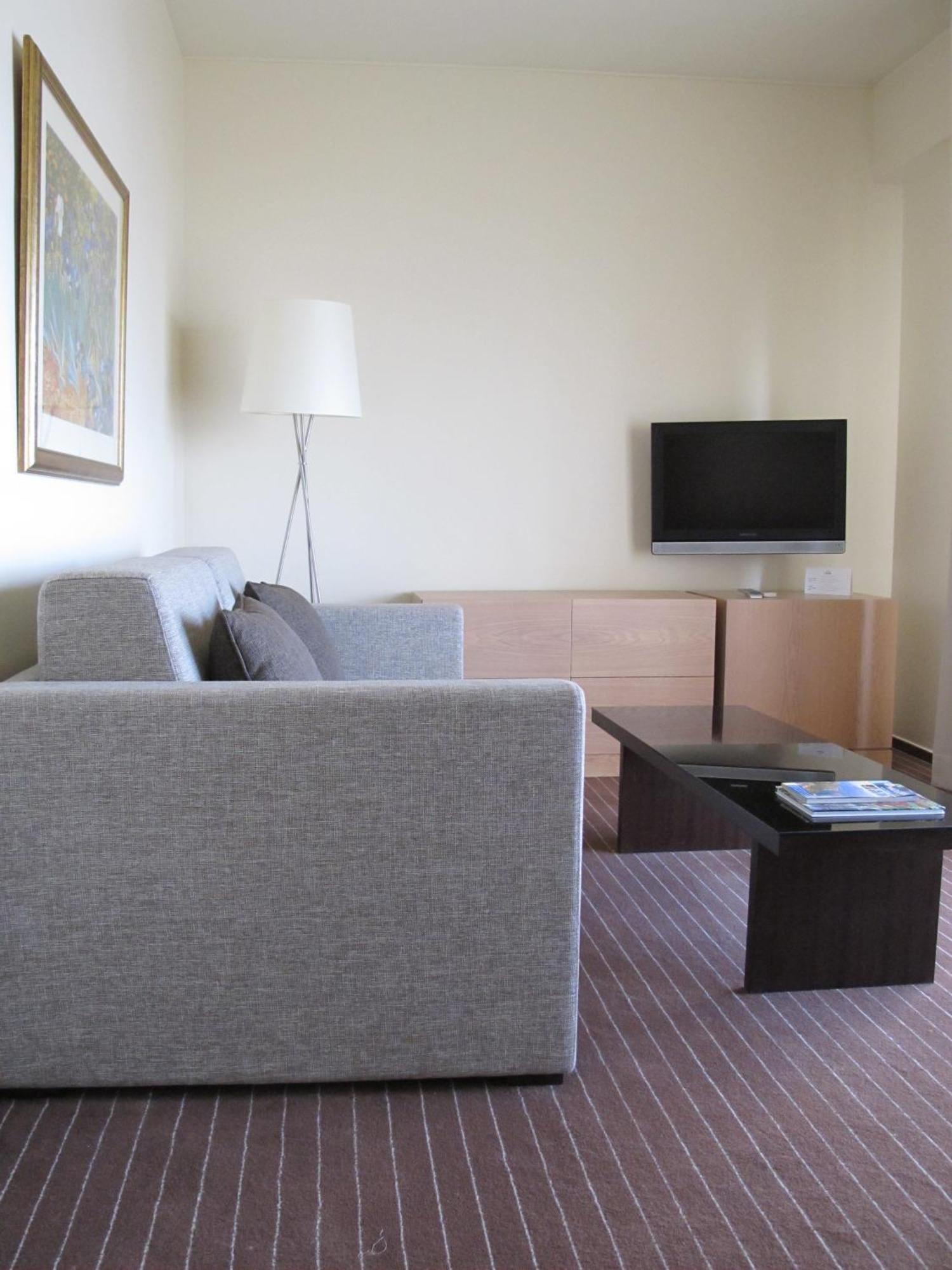 Hotel Girassol - Suite Hotel فونشال المظهر الخارجي الصورة